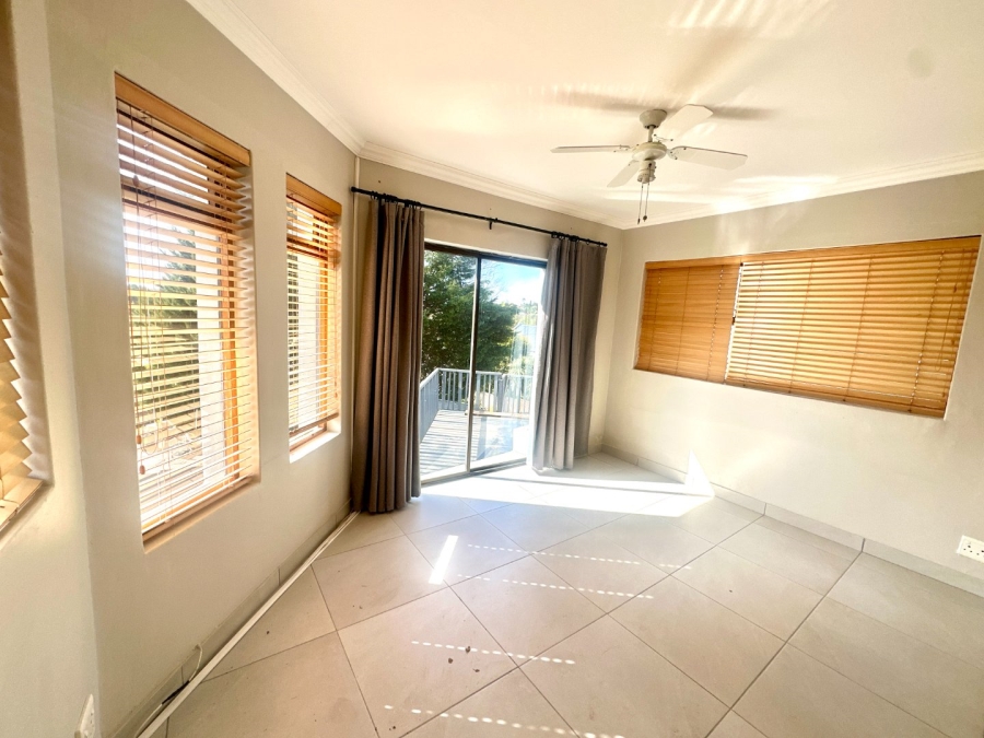 6 Bedroom Property for Sale in Denver Park Western Cape